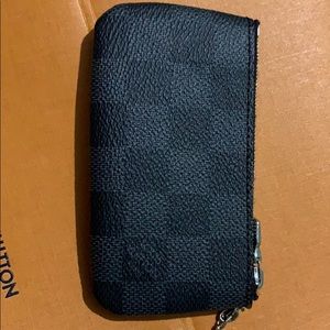 Louis Vuitton Pochette Cle in Damier Graphite